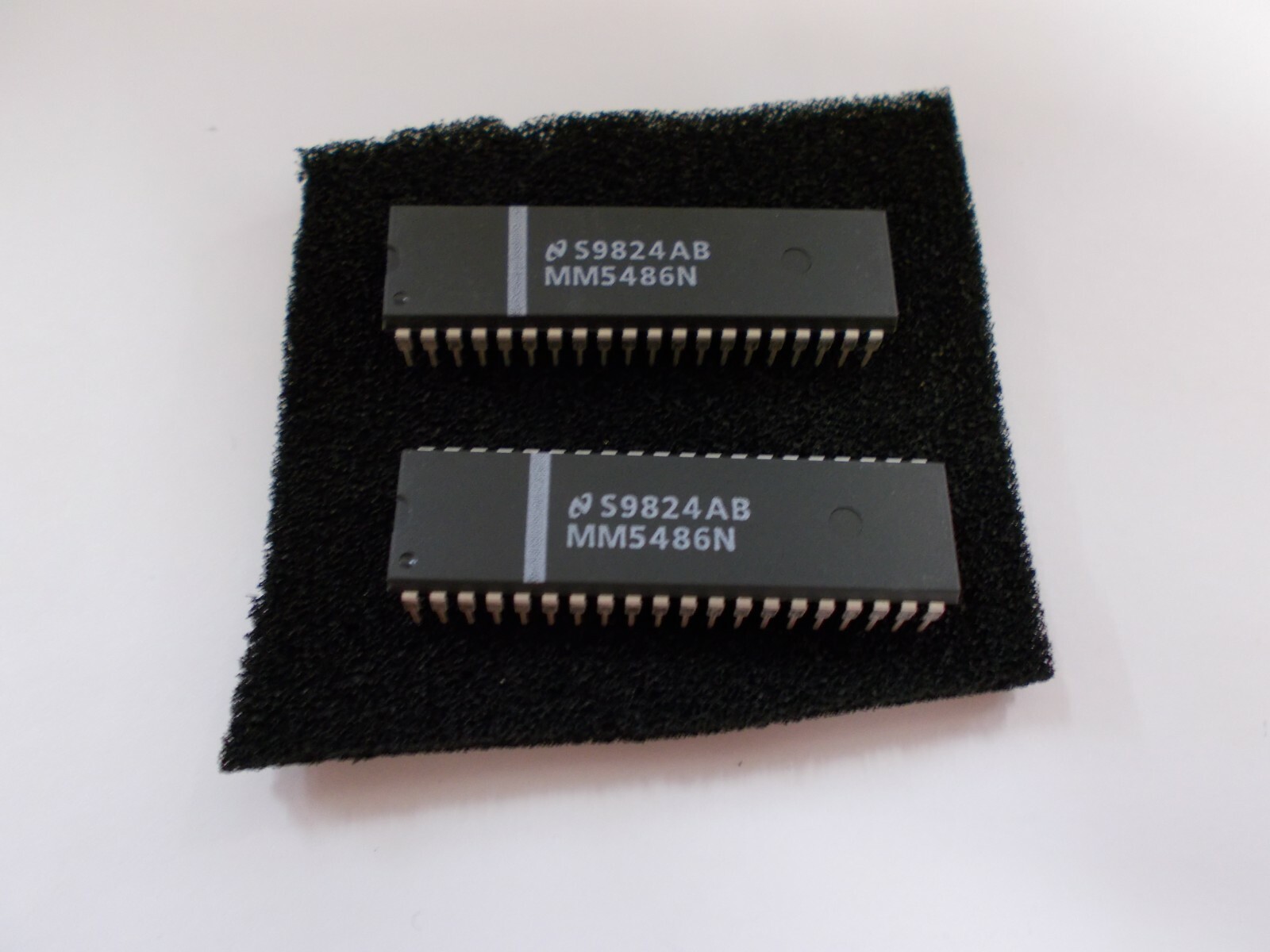 LOT 2PCS MM5486N LED DISPLAY DRIVER IC USA SELLER BOX#1S