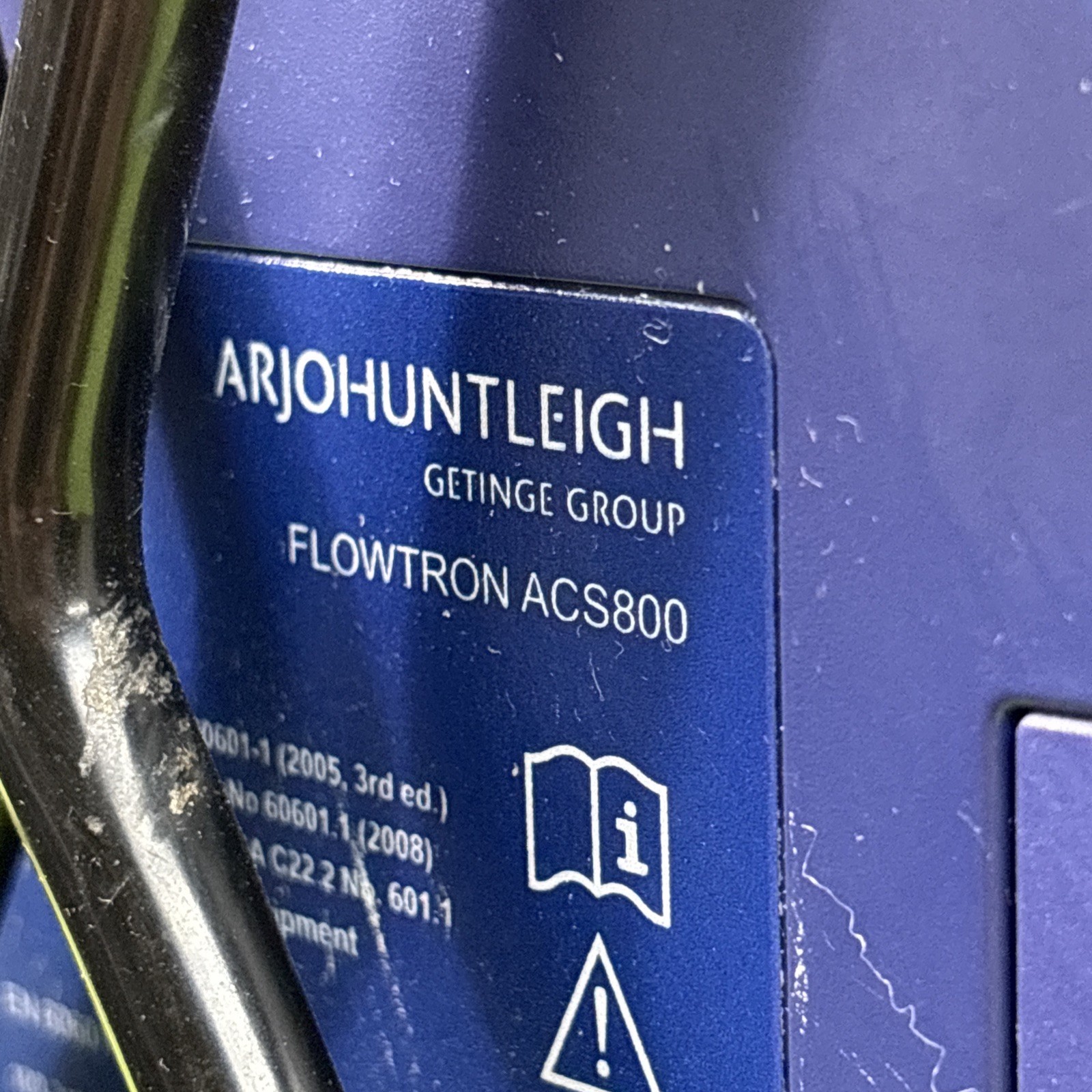 Getinge Arjohuntleigh Flowtron ACS800 Pump W/ Hoses