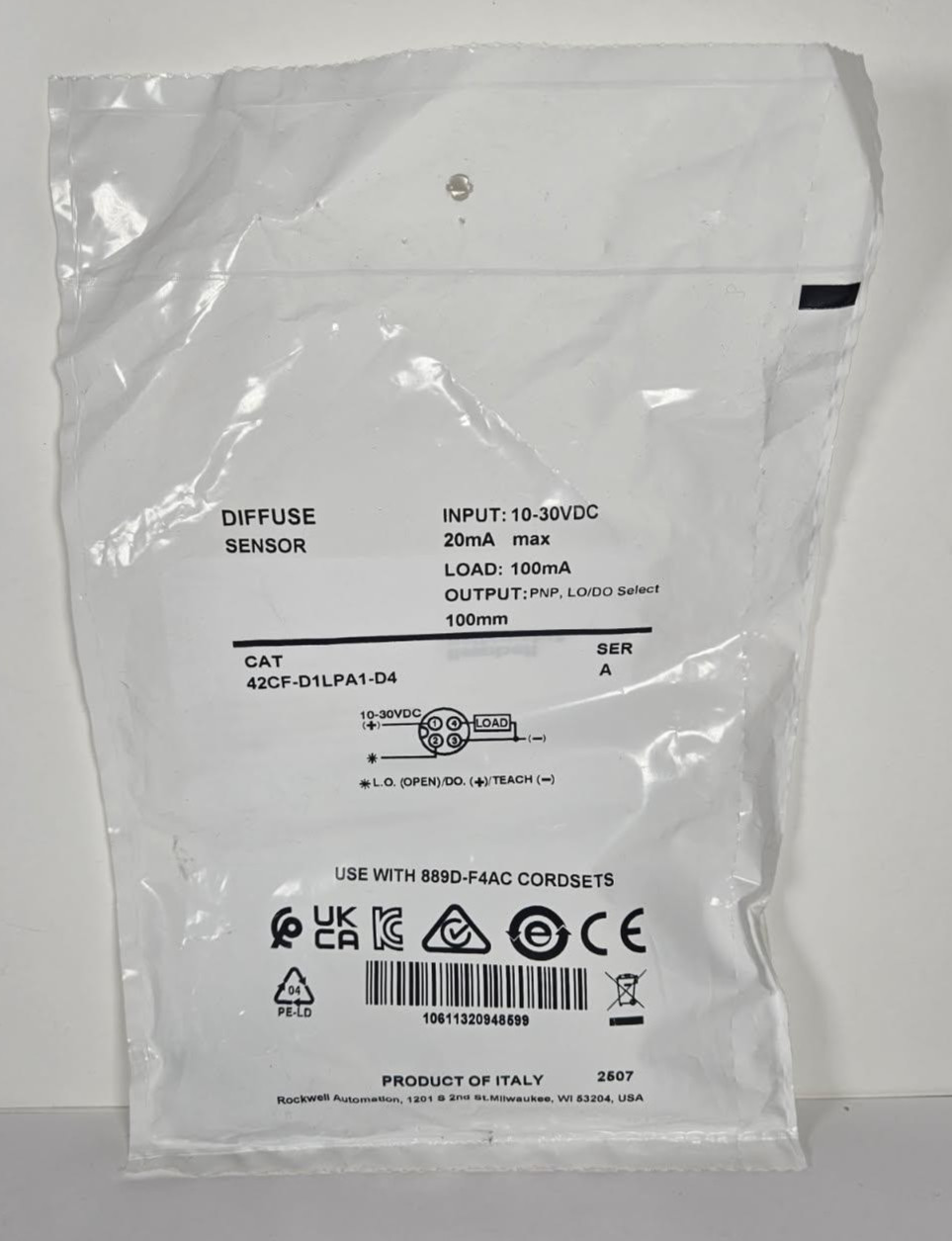 New Allen-Bradley 42CF-D1LPA1-D4 Diffuse Sensor Ser A Rockwell Automation Module