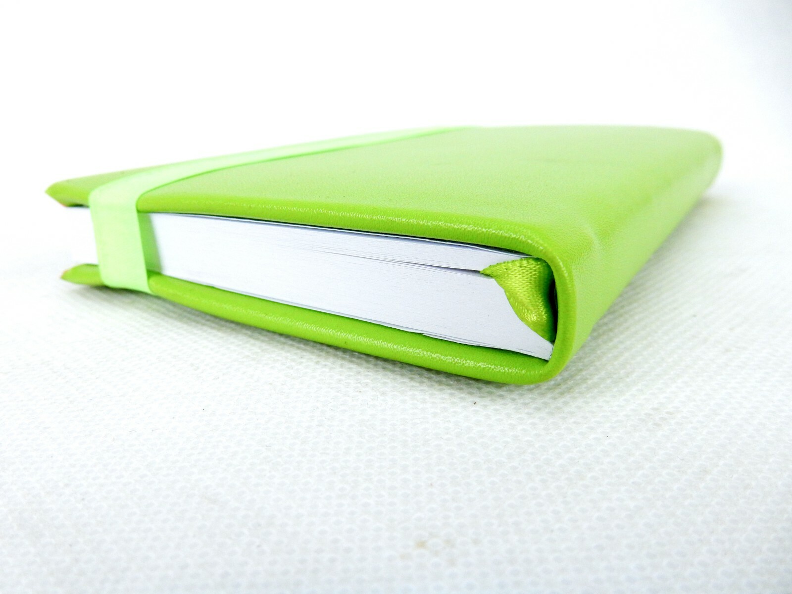 FInch Journal Notebook, Lime Green, 90 Lined Pages, Elastic Closure, #MP4101