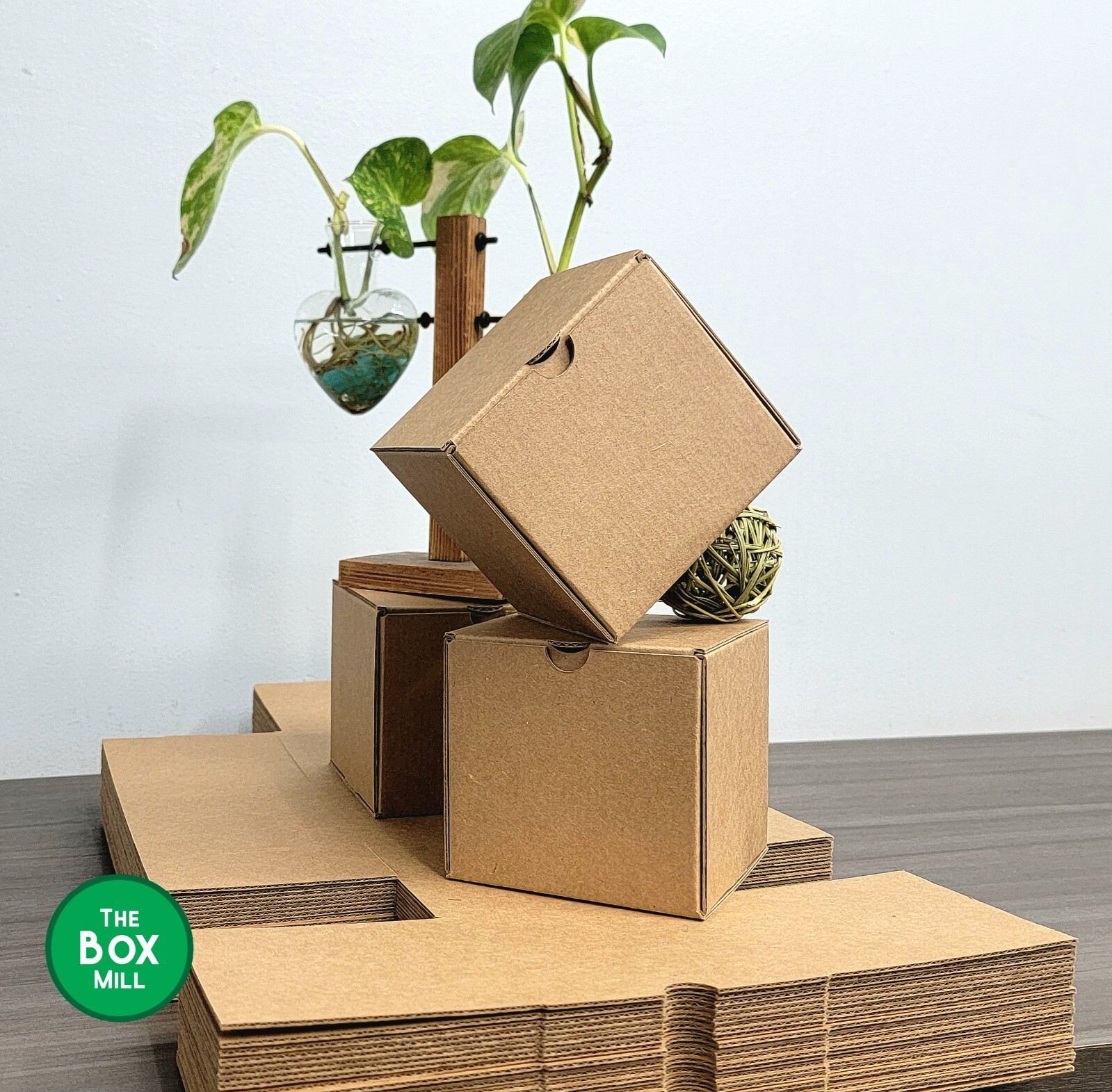 4″ x 4″ x 4″ Flat Folding Boxes