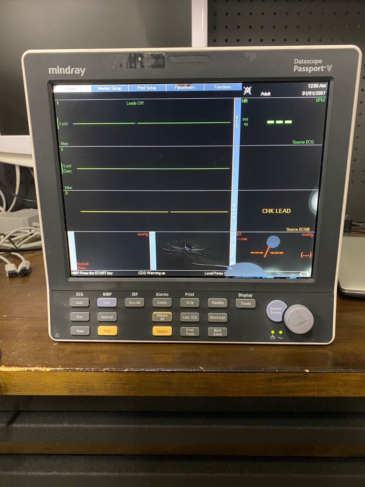 MINDRAY Datascope Passport V Patient Monitor Screen Damage Powers on
