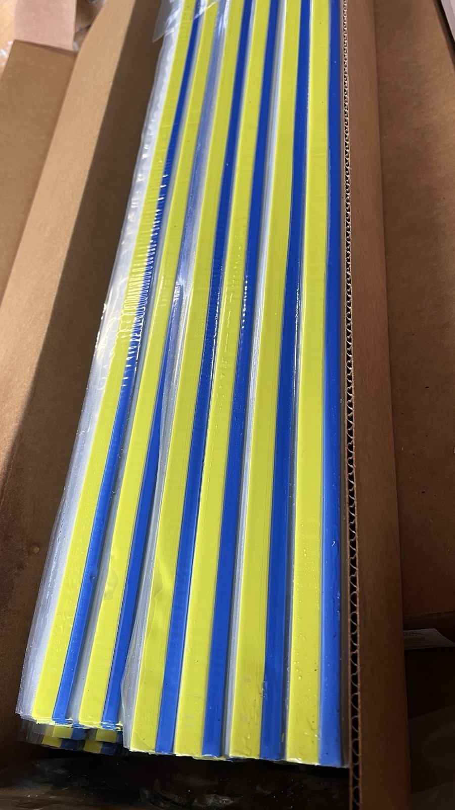 Kneadatite Blue/Yellow Epoxy Putty Tape 90cm Green Stuff by PSI no clear Box