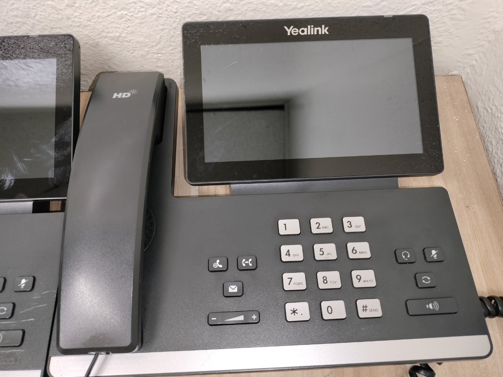 LOT OF 2 – Yealink SIP-T56A Android Smart Media IP Phone Color Touchscreen VoIP