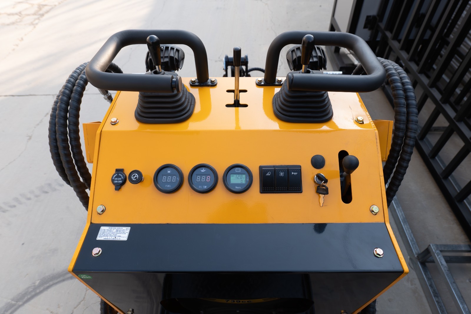 Free Ship MS380 MINI Skid Steer Loaders 23HP Wheeled Skid Steer EPA Gas Engine