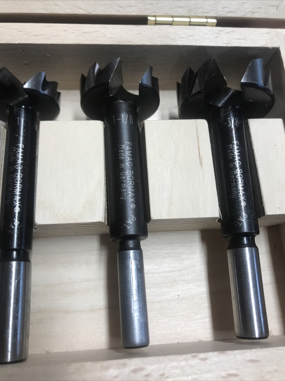 Famag 5 Piece Set Bormax FBM64030 Forstner Bits Imperial 5/8- 1-3/8 See Descrip.