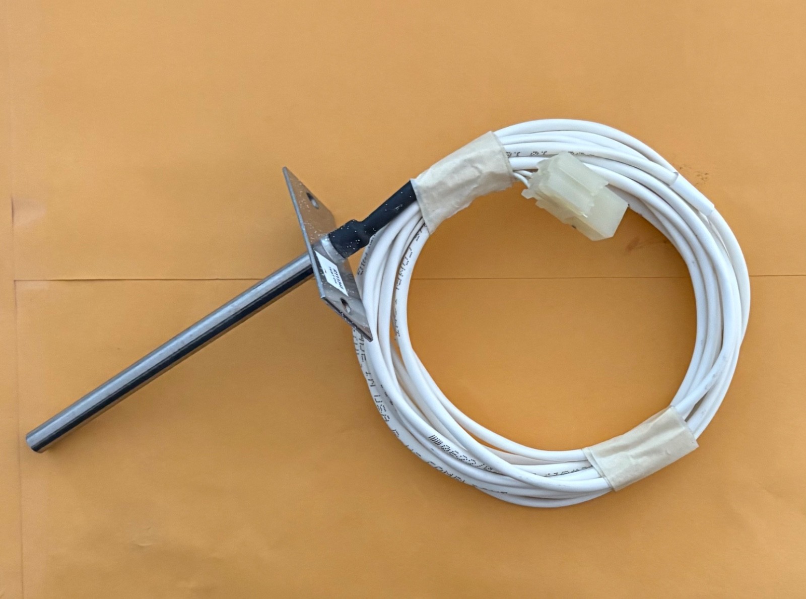 Johnson Controls VMA1630 Controller and Johnson controls TE-631 duct temp probe