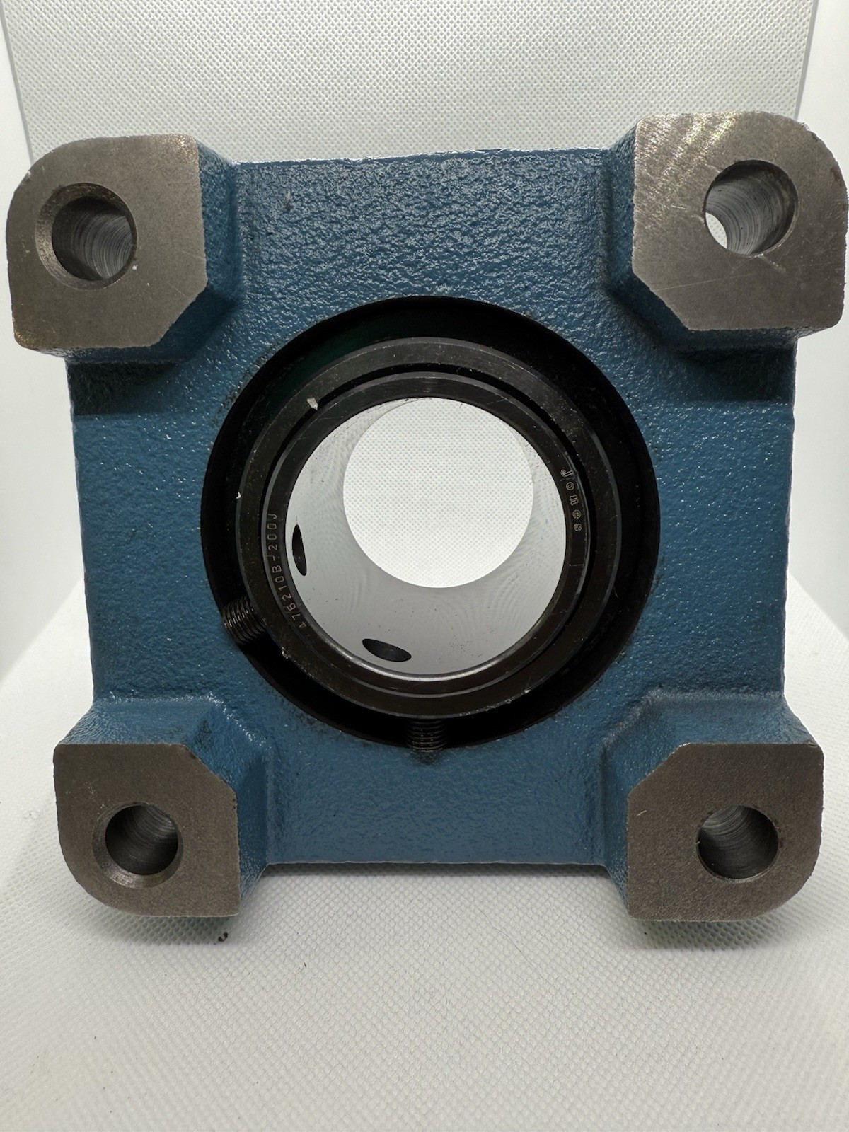 2″ Type-E Heavy Duty Flange Bearing JEFF2200 (19311200, F4B-E-200R, FBE-920-2)