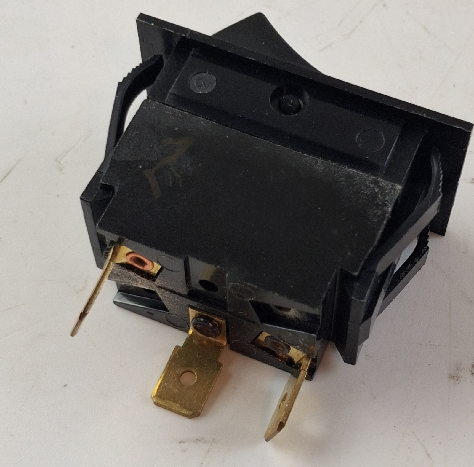 Carling Switch 1/2HP 125-250V Mexico