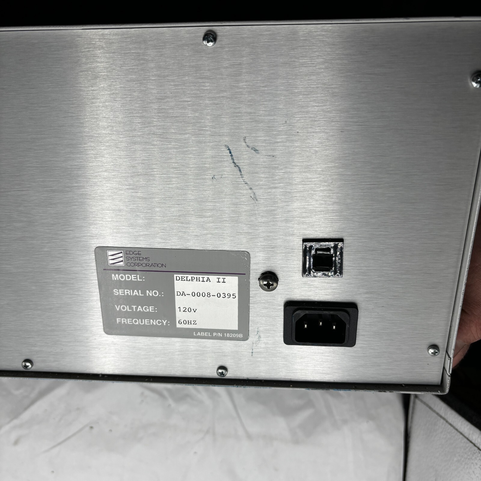 EDGE SYSTEMS MODEL DELPHI II PLUS MICRODERMABRASION MACHINE DA-0008-0395 120V🎯