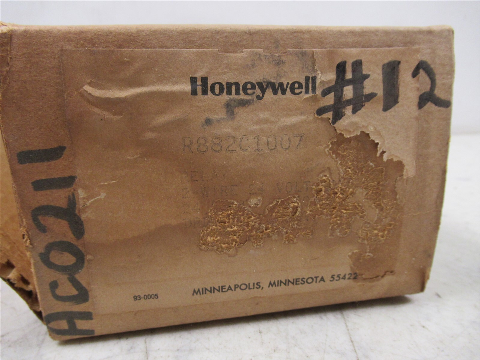 Honeywell R882C1007 Switching Relay NOS Unit with Box