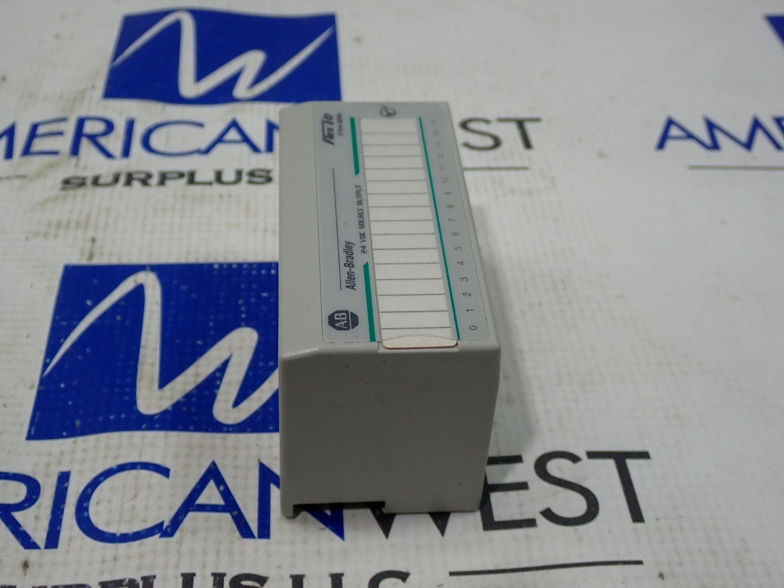 New Allen Bradley 1794-OB16 Ser A 24VDC Flex I/O Output Module