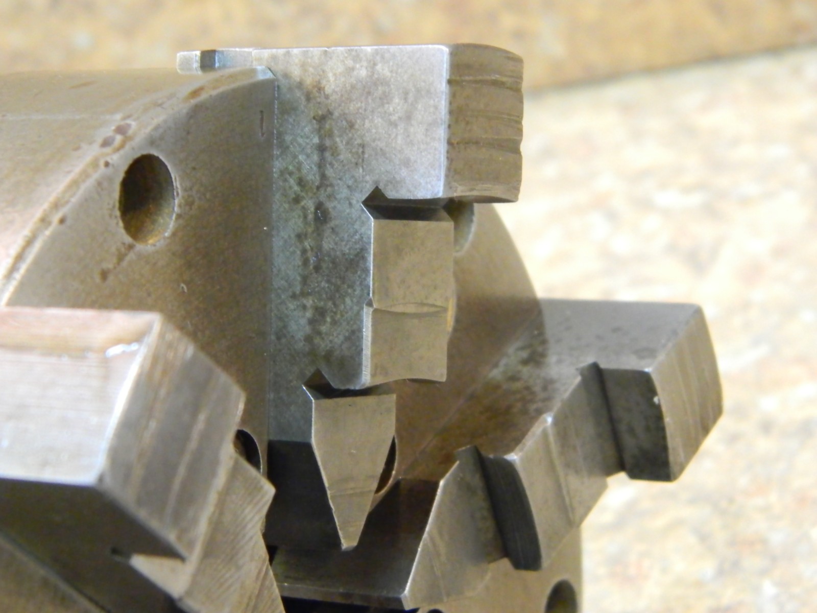 BUCK LATHE CHUCK 3662 6 JAW ADJUST TRU 6″ SOLID JAWS
