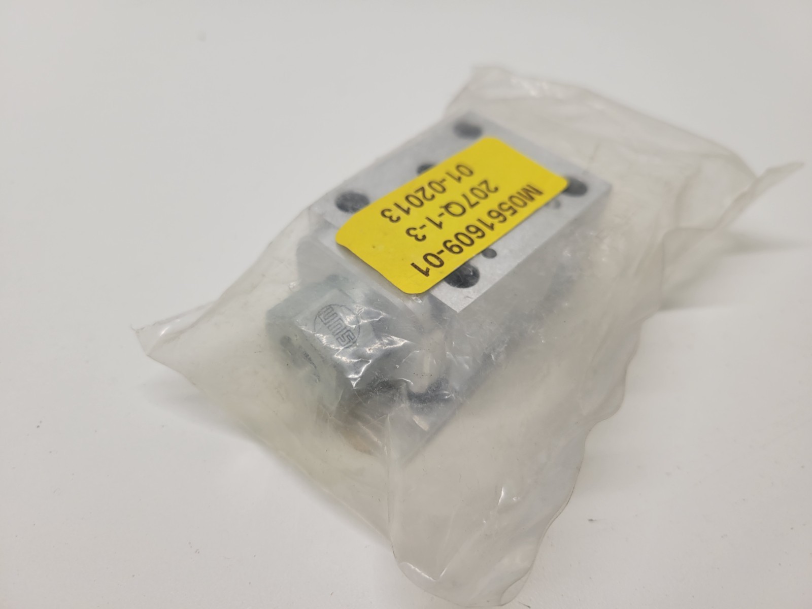 NEW OLD STOCK! SUN HYDRAULICS HYDRAULIC MANIFOLD BLOCK CSAAEXN-GBS