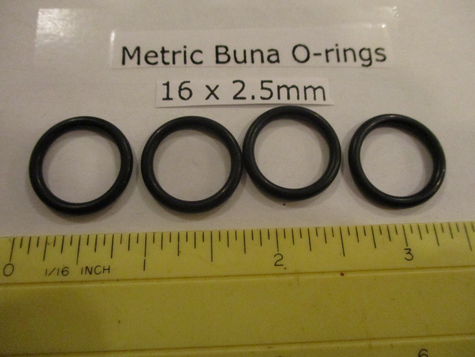 16mm ID x 21mm OD x 2.5mm thick O-ring. Buna-70. Quan 4.