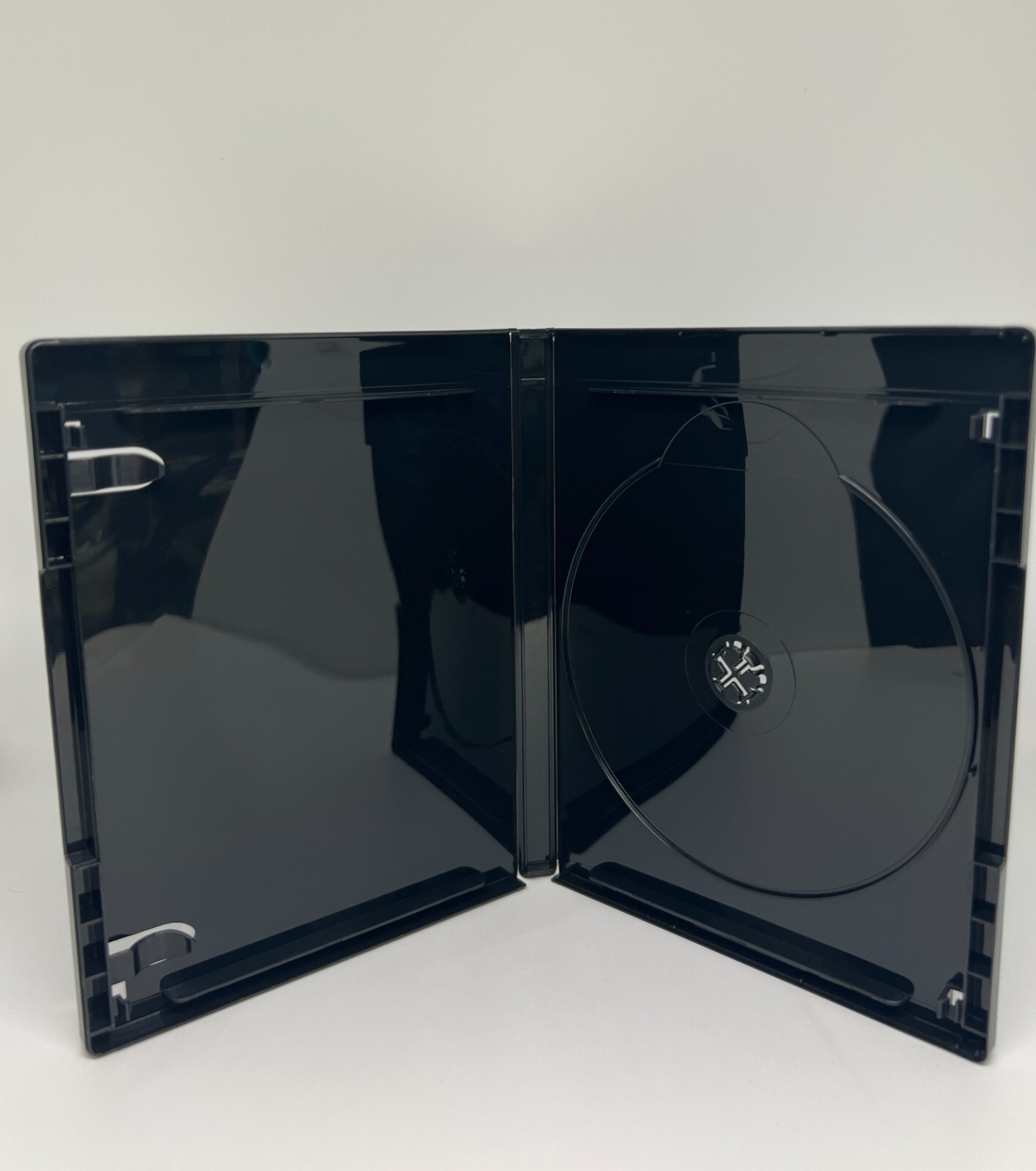NEW! 3 PCS 14MM 4K ULTRA HD SINGLE BLURAY CASE, DVD CASE WITH CLIPS, BLACK QJ100