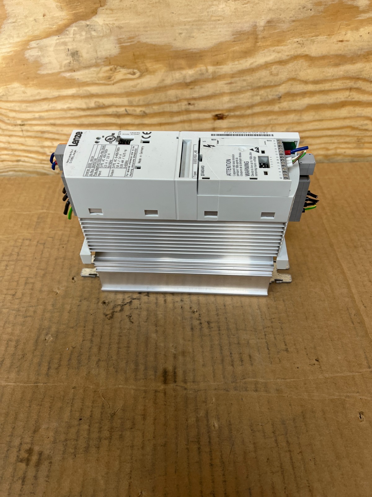 LENZE E82EV551_4B, 8200 VECTOR 0.55KW INVERTER, CLEAN TAKEOUT, MAKE OFFER!