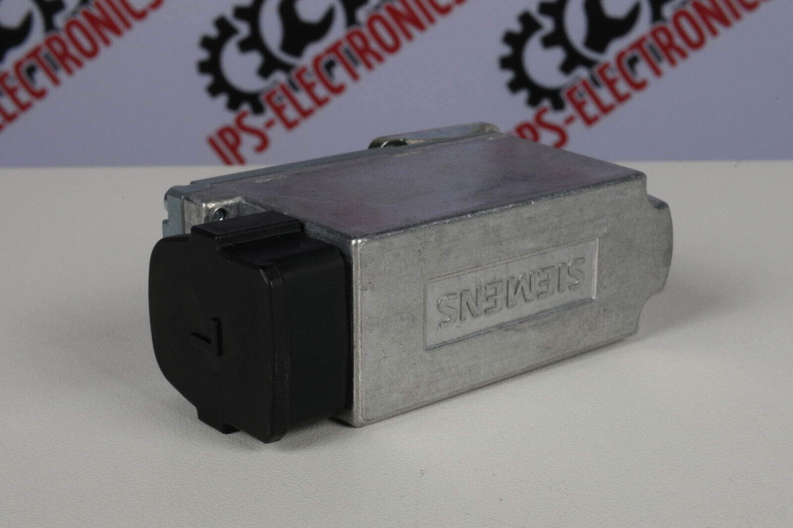 SIEMENS SINAMICS SMI10 519-30042-04 (DRIVE CLIQ) – 6 months warranty