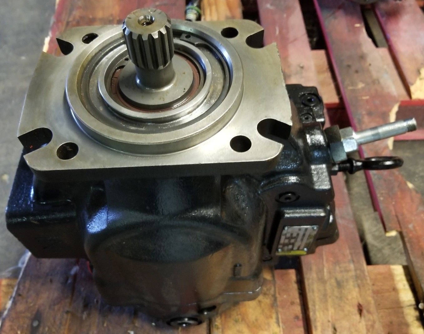 P3105L00C1C20PA001N001A1/31, Parker, Hydraulic Piston Pump