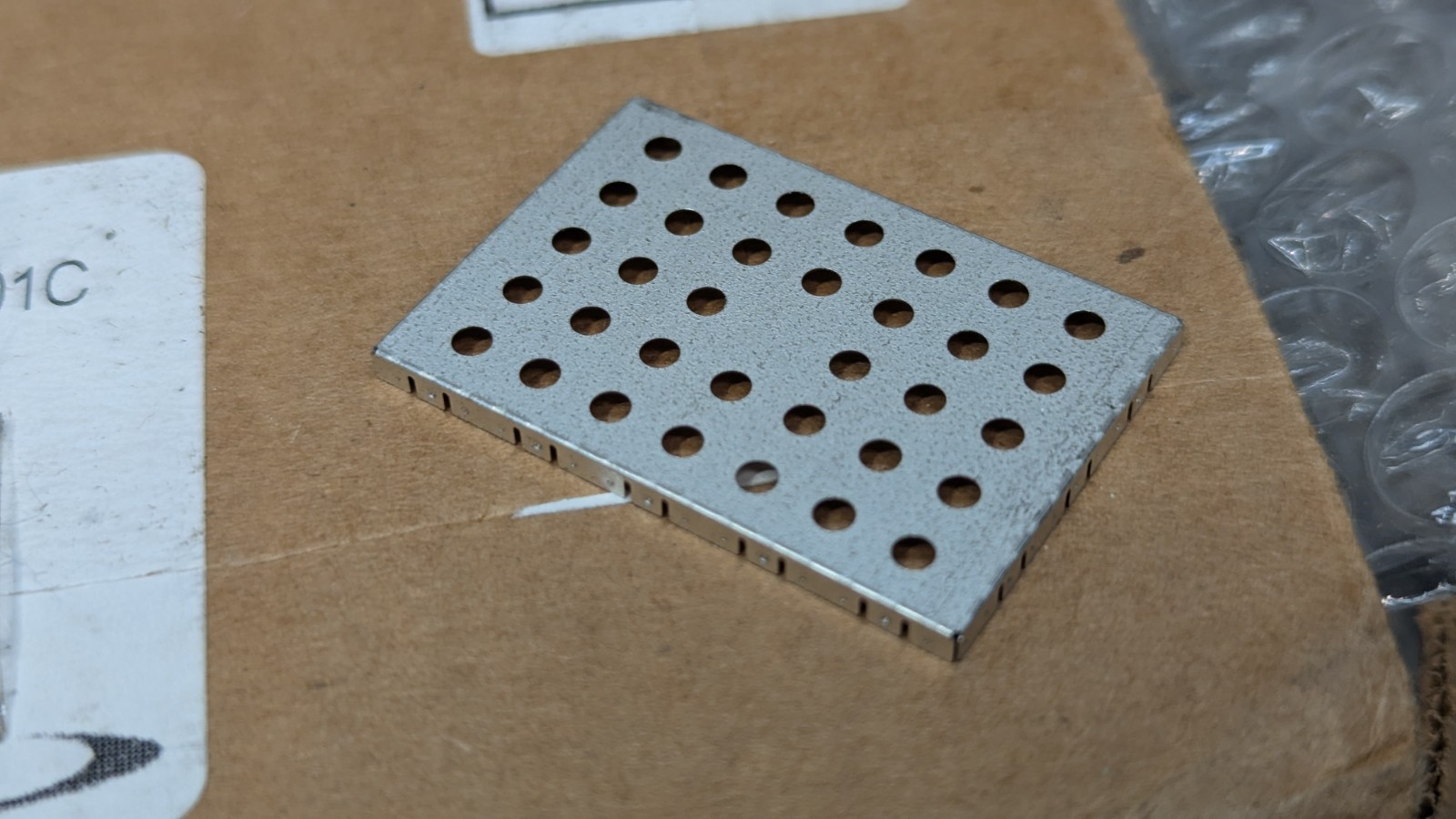 🔥250 New🔥 Laird Circuit Shield Cover 38mm x 26mm x 2mm Interior Dimensions
