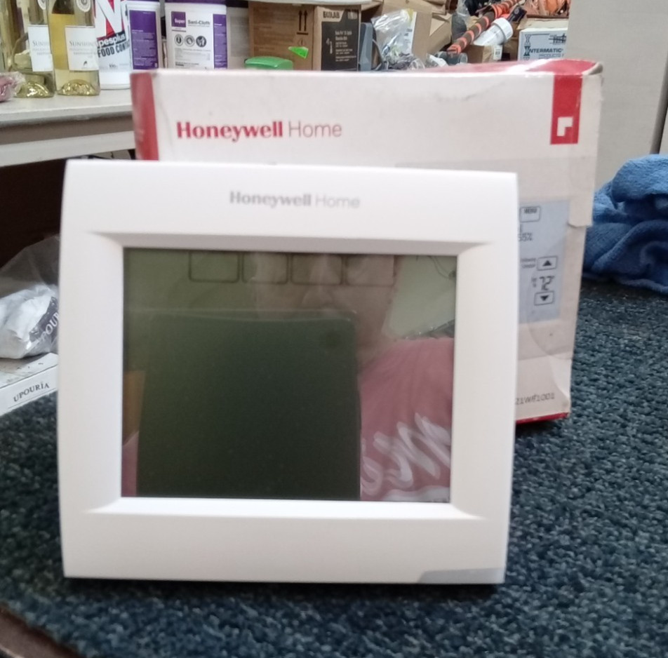 Honeywell Home Vision Pro 8000 Smart Thermostat WiFi 7 Day Programmable New