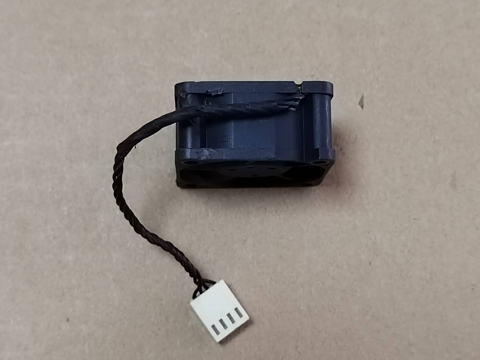 1pcs Delta EFB0412HD 4020 12V 0.12A 4CM cooling fan 4pin