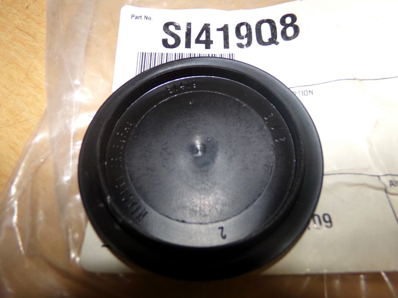 NEW 2-1/2″ Black Rubber Cap S1419Q8 *FREE SHIPPING*