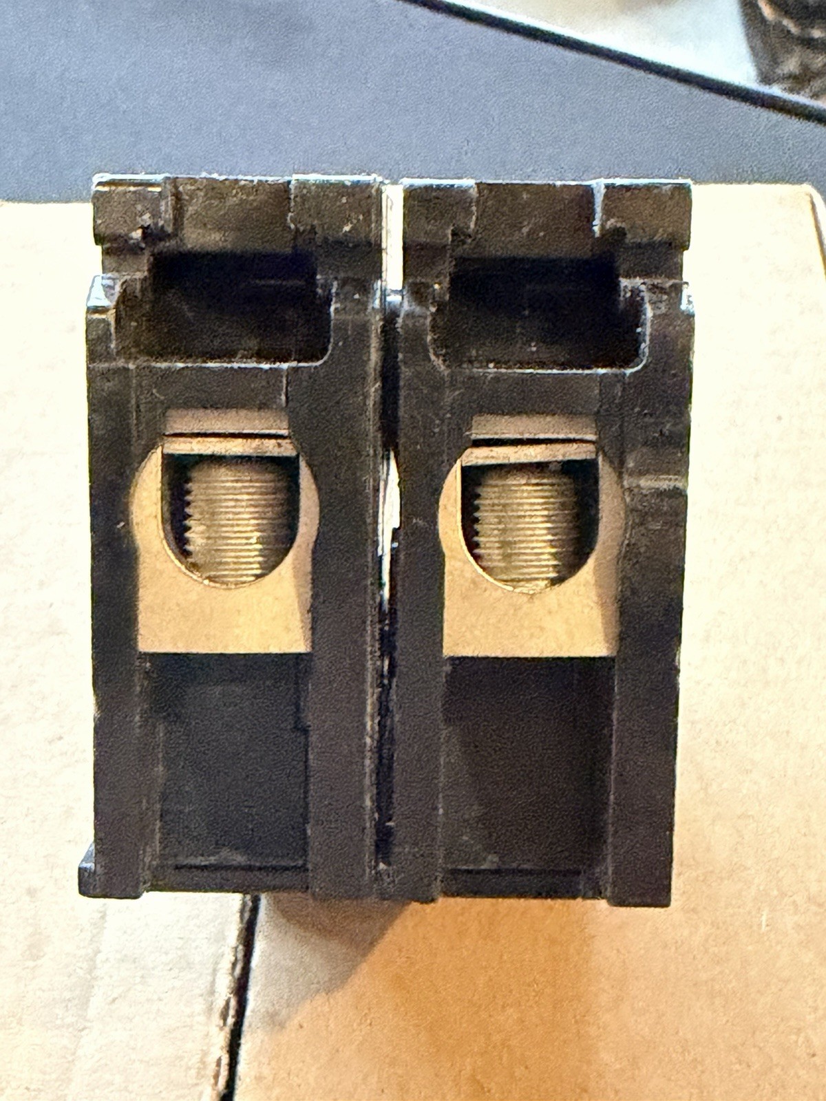 Eaton BRX2100 , 120/240V, Two-Pole Thermal Magnetic Circuit Breaker