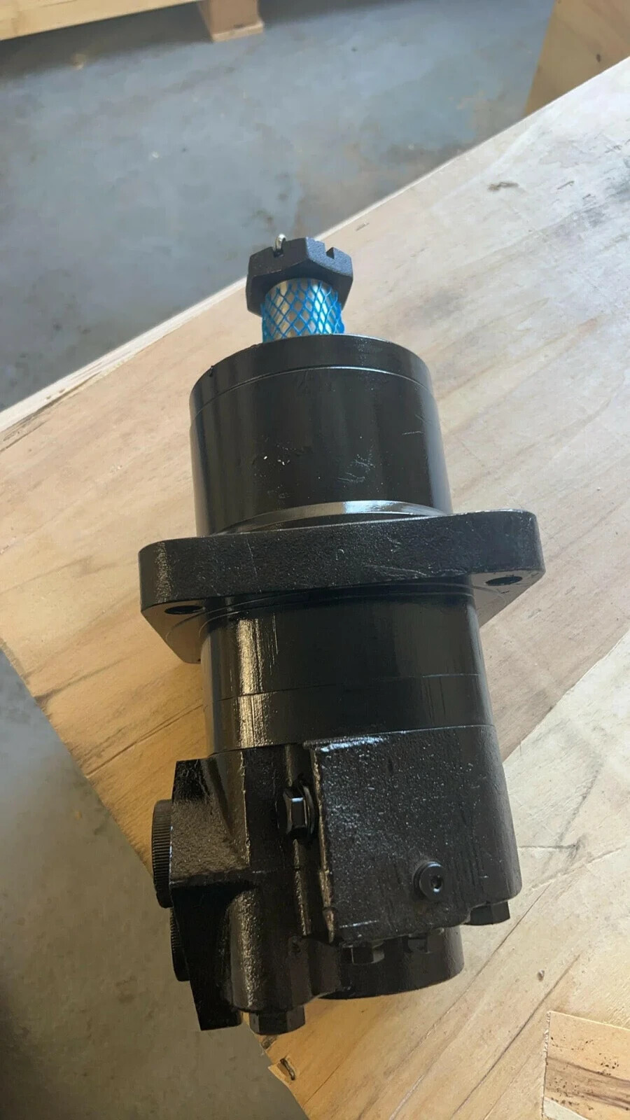 Drive Motor Fit Most AGT 1 Ton – 1.5 Ton Mini Excavators – MX Series Excluded