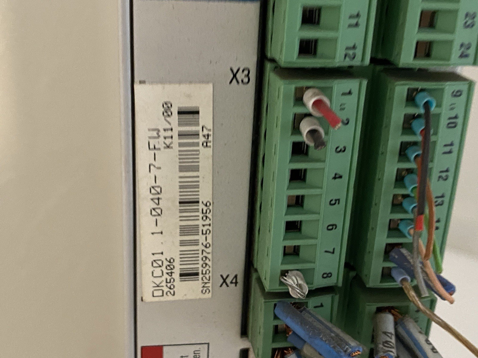 INDRAMAT DKC01.1-040-7-FW DIGITAL AC-SERVO CONTROLLER ECODRIVE