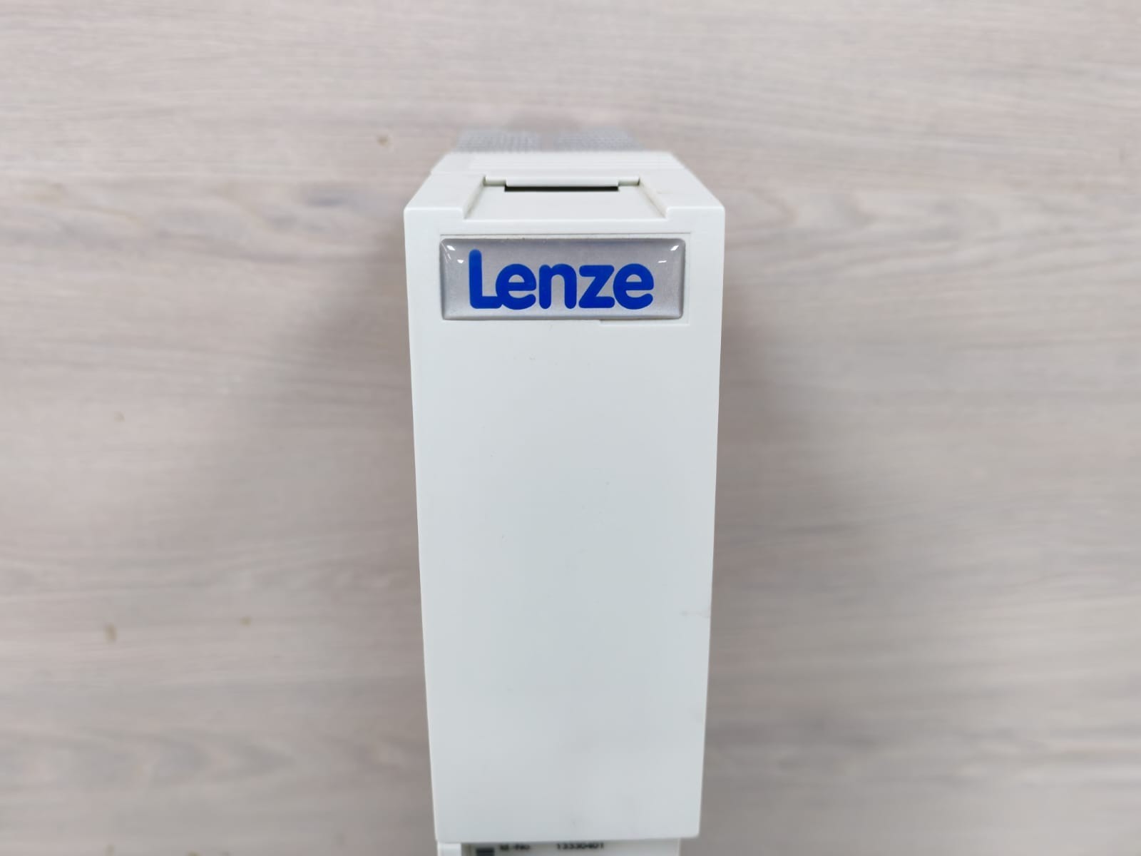 LENZE EMB9352-E SERIES BRAKE UNIT 765V
