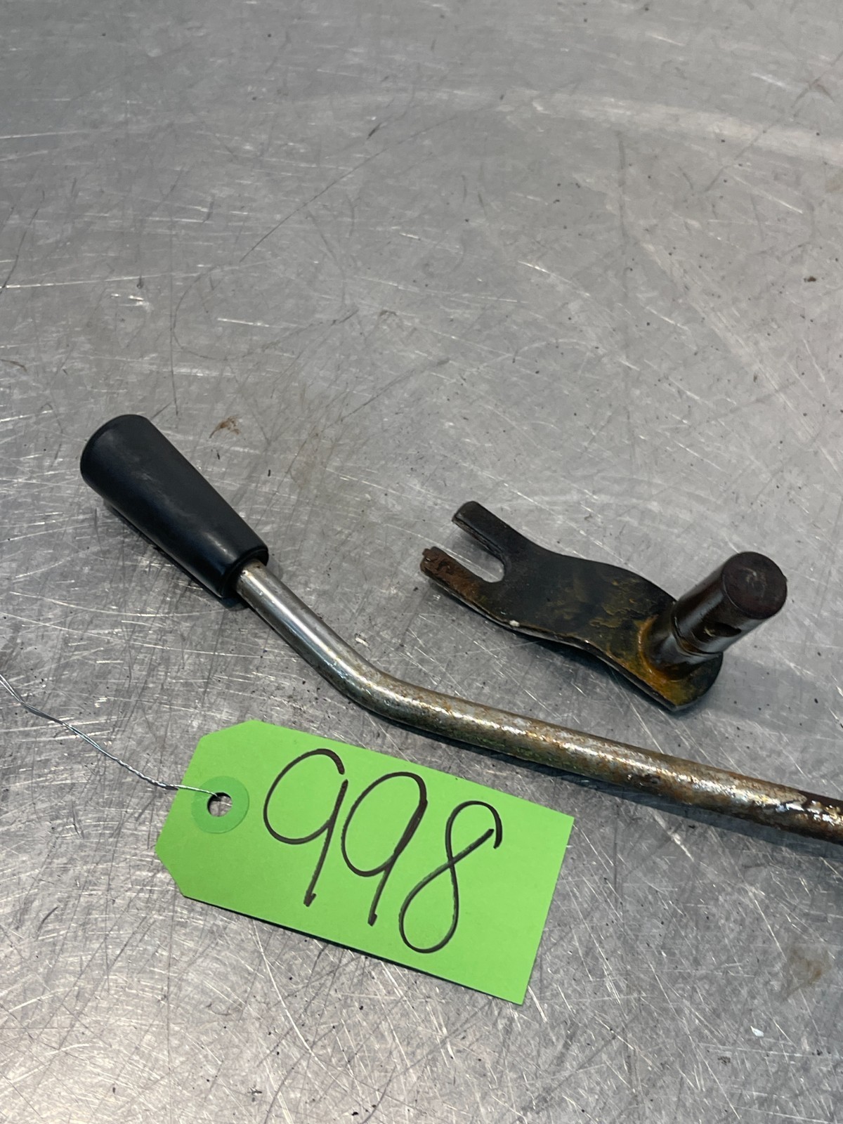 Iseki TS1610 Tractor Lever & Arm