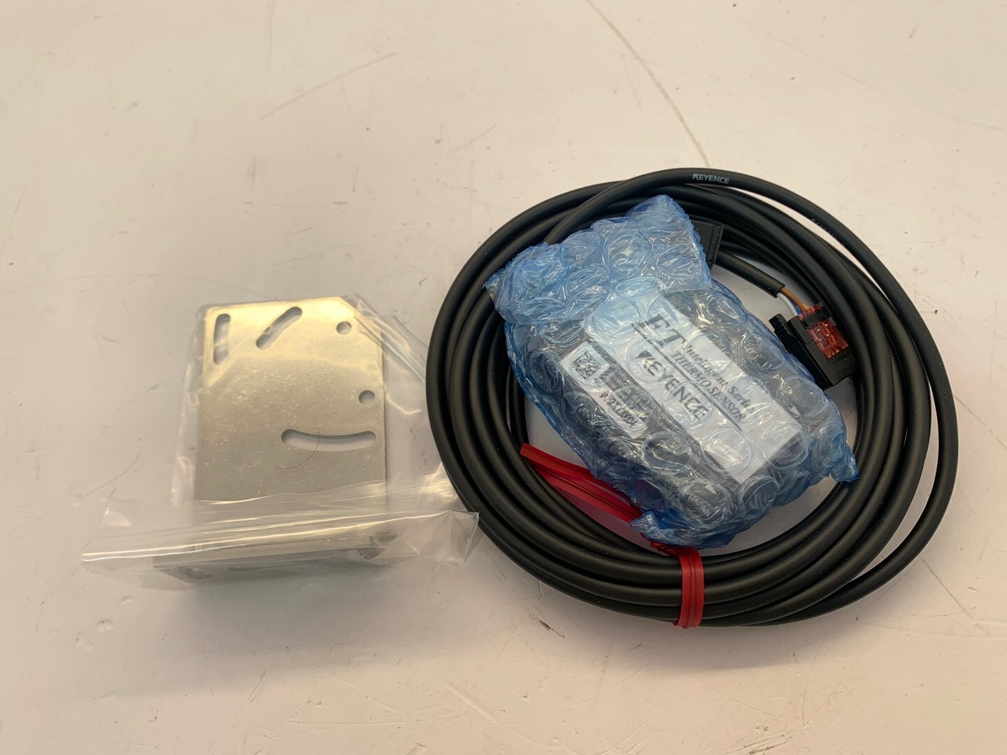 KEYENCE FT-H20 [New In Box] FedEx 60days Warranty