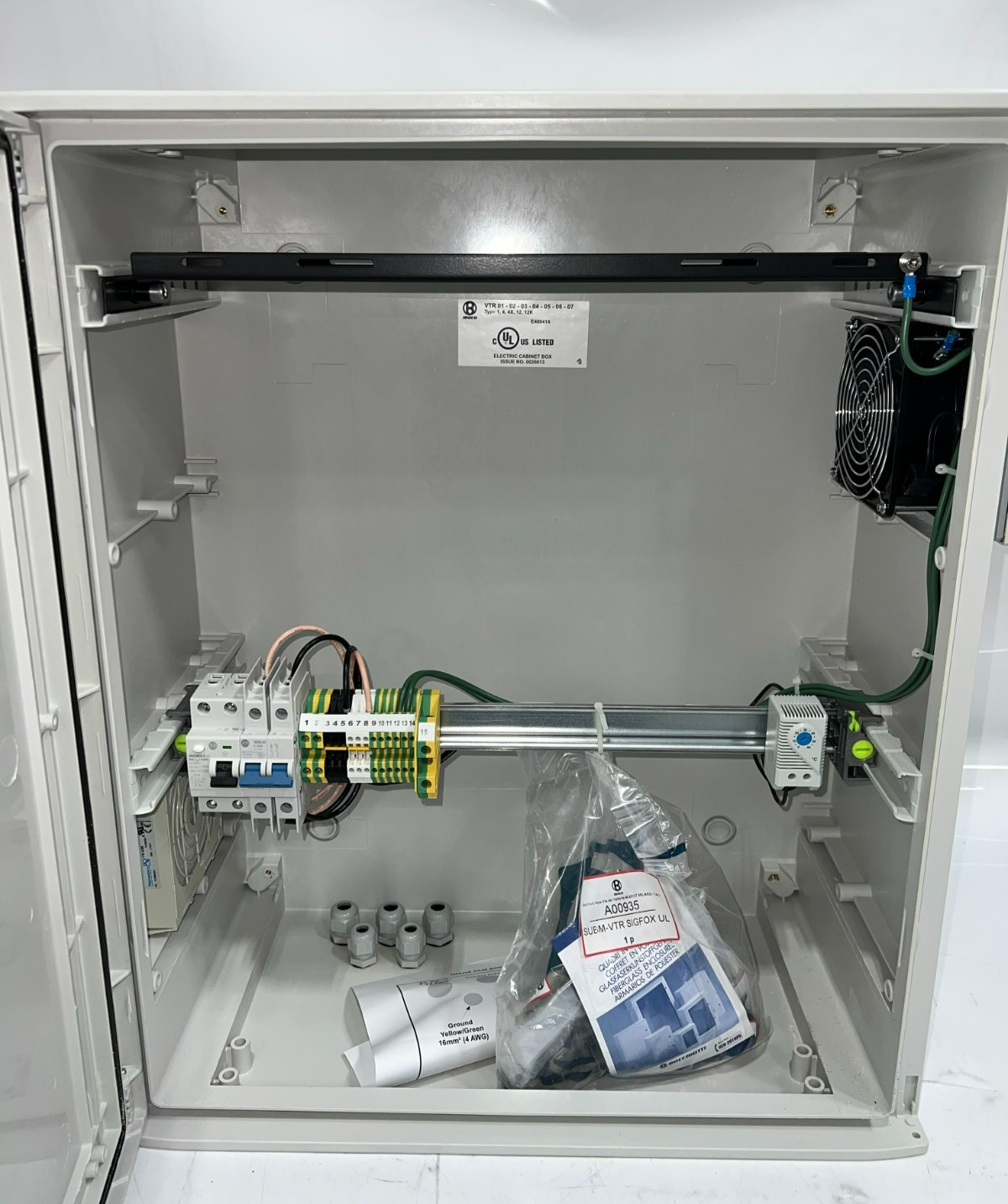 IBOCO Fiberglass Enclosure IP66 IK10