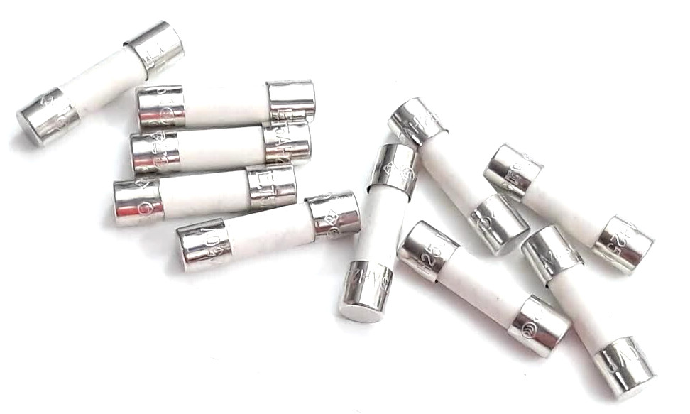 SET OF 10 T 5AH 250V P T5AH SLOW BLOW CERAMIC LF LITTELFUSE FUSES T5AH250V P 5A