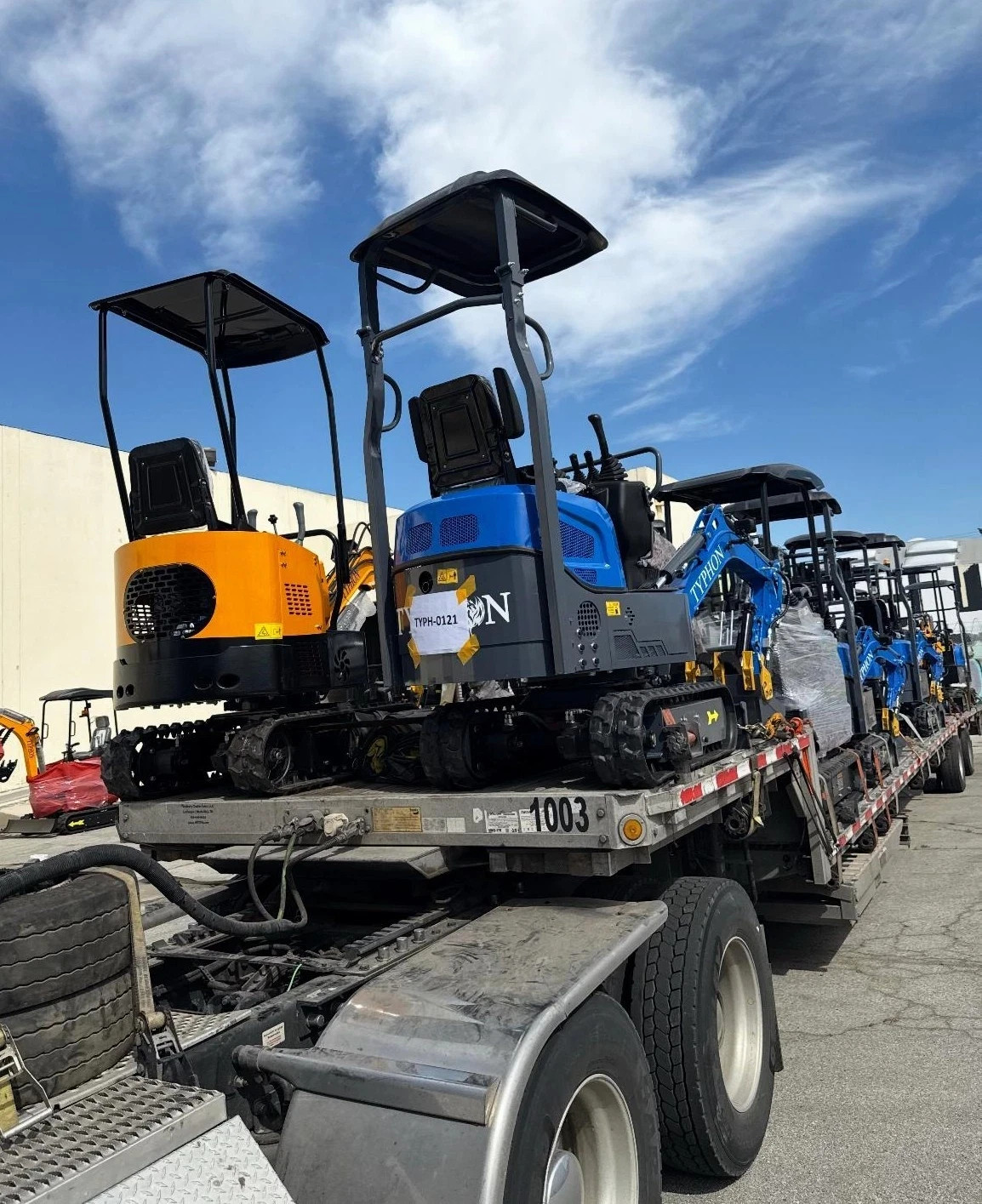 13 Attachments Bundle TERROR XI Mini Excavator Digger 13.5hp Gas B&S EPA Engine