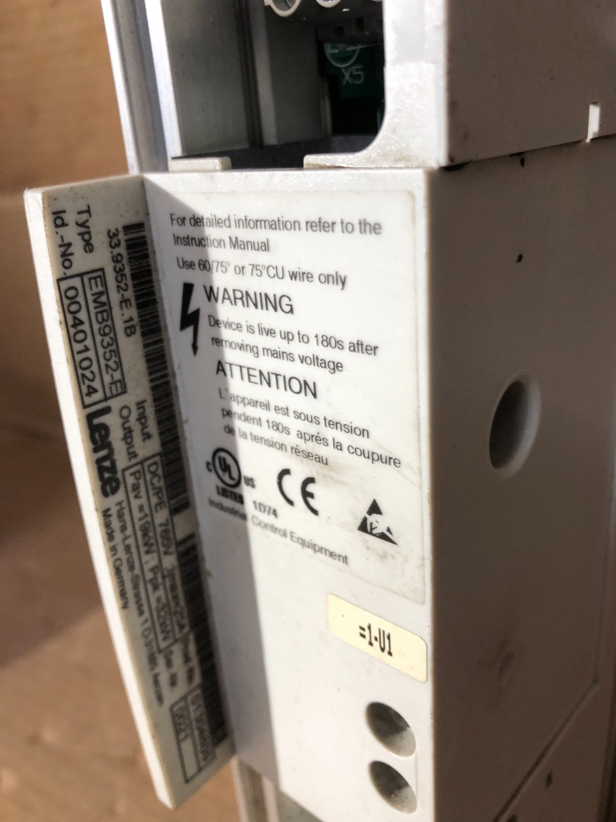 Lenze EMB9352-E Drive Brake Resistor Package