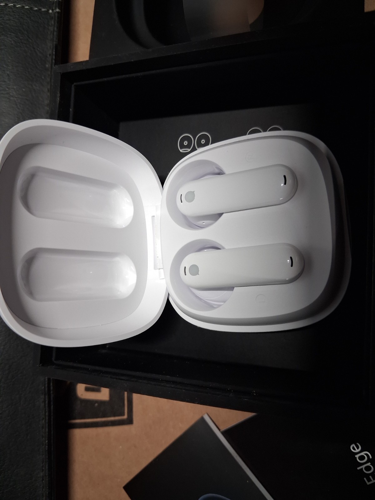 Timekettle WT2 Edge Translator Earbuds 40 Languages & 93 Accent (OFFLINE) White