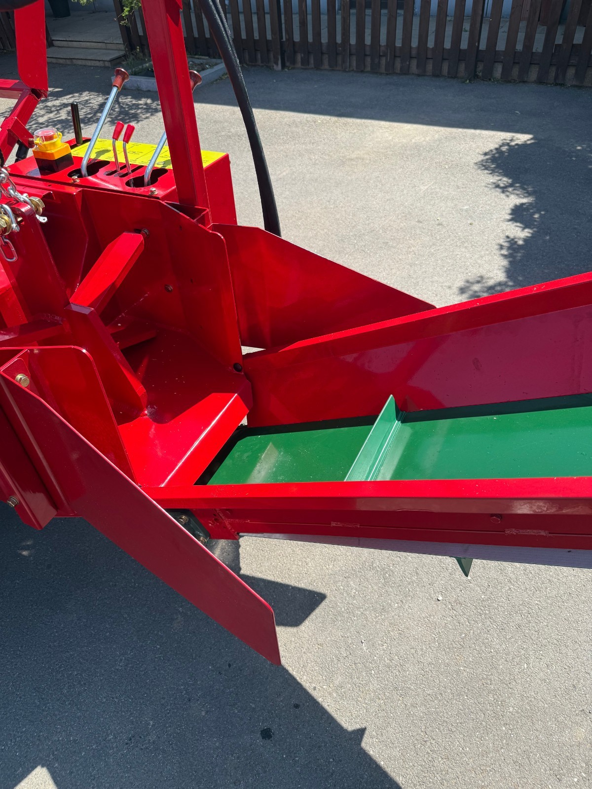 27T Hydraulic Firewood Processor with 739cc RATO Engine Log Lifter&118″ Conveyor