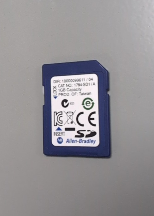 Allen-Bradley Rockwell Automation GuardLogix PLC 1756-L71S with key and SD card