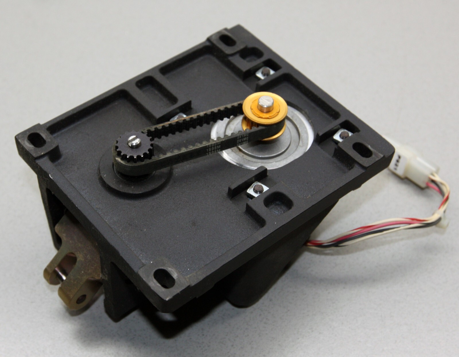 Gerber Edge 2 II Z Axis Motor ASM Superior M061-LF-535 Stepper Stepping Motor