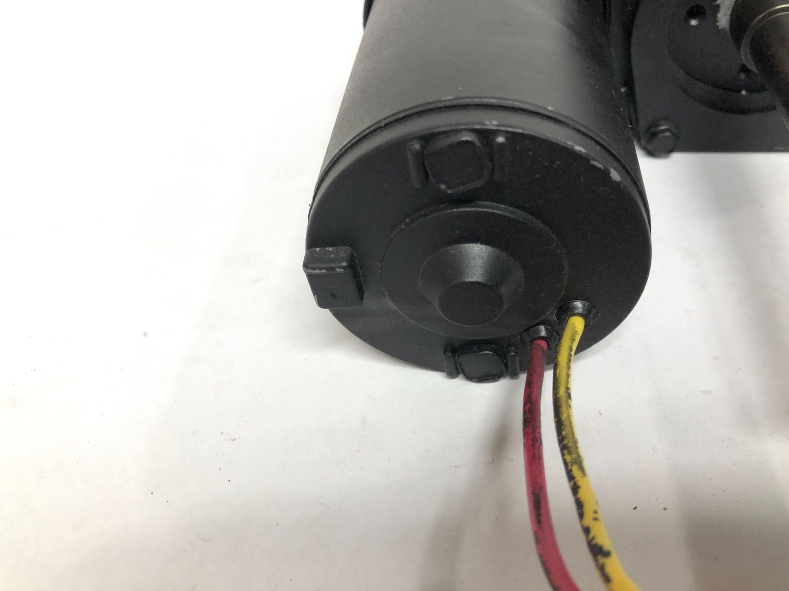 Thomson 12VDC Actuator D24-20GB-XXHB NOS