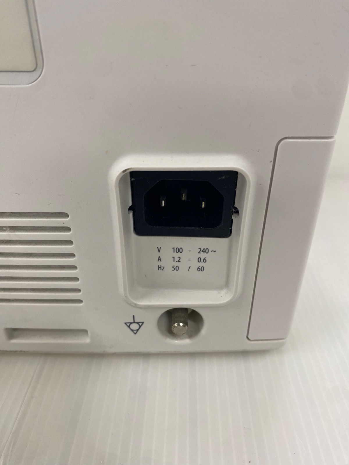 MINDRAY Datascope Passport V Patient Monitor Screen Damage Powers on