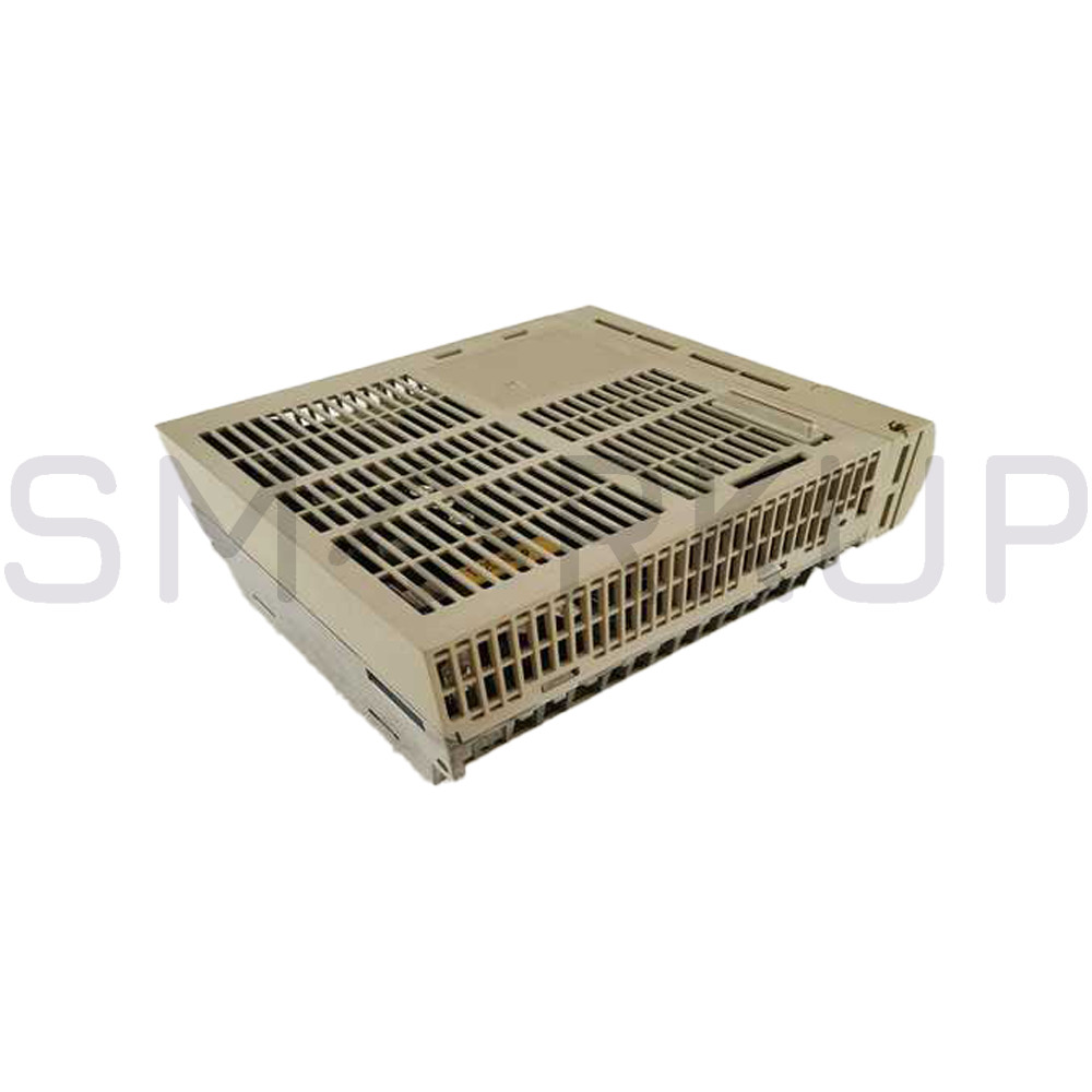 New In Box YASKAWA SGD7S-1R6A00A Servo Drive