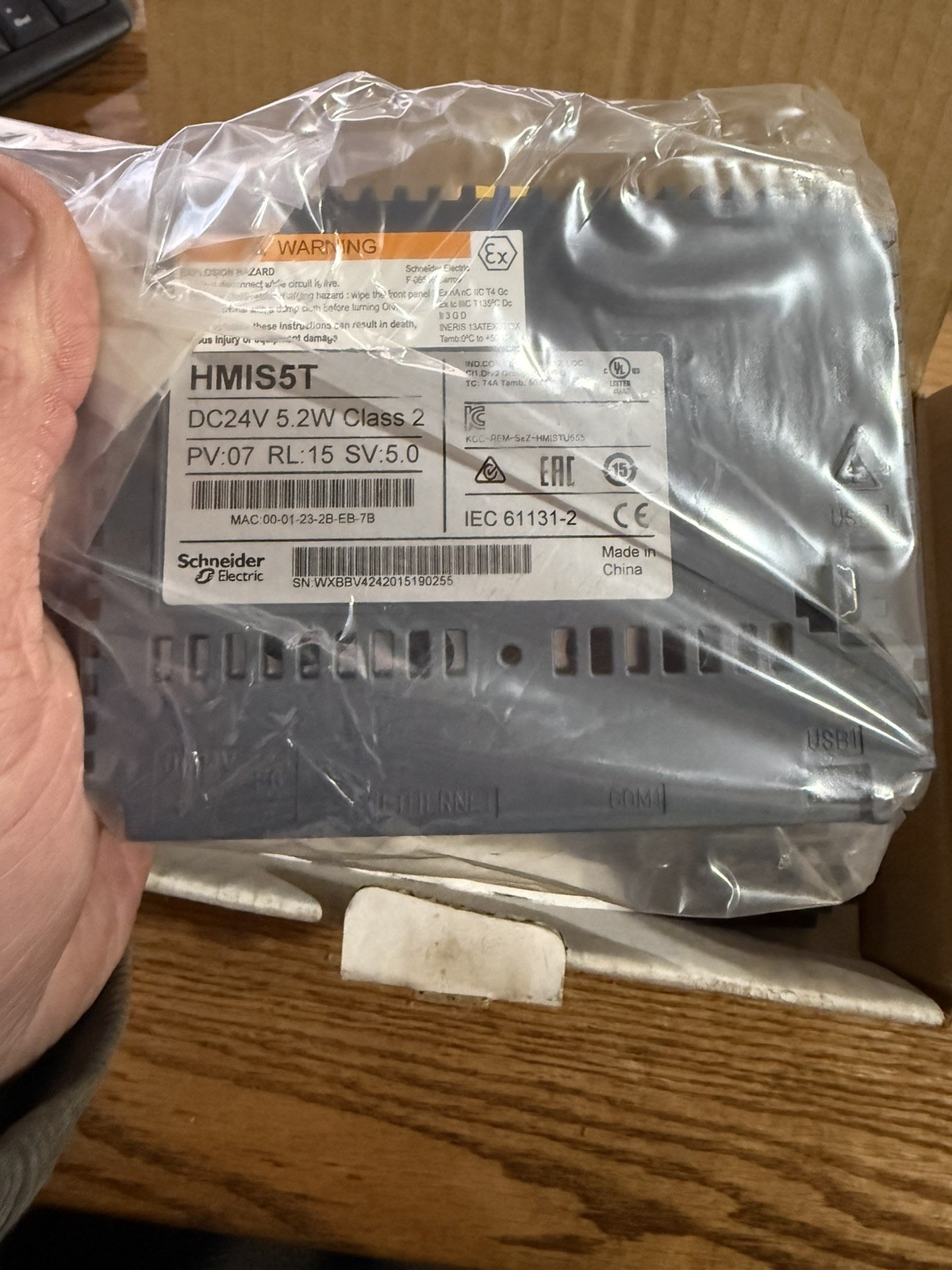 One HMISTU655 Touch Panel 3.5″ Color Screen New In Box