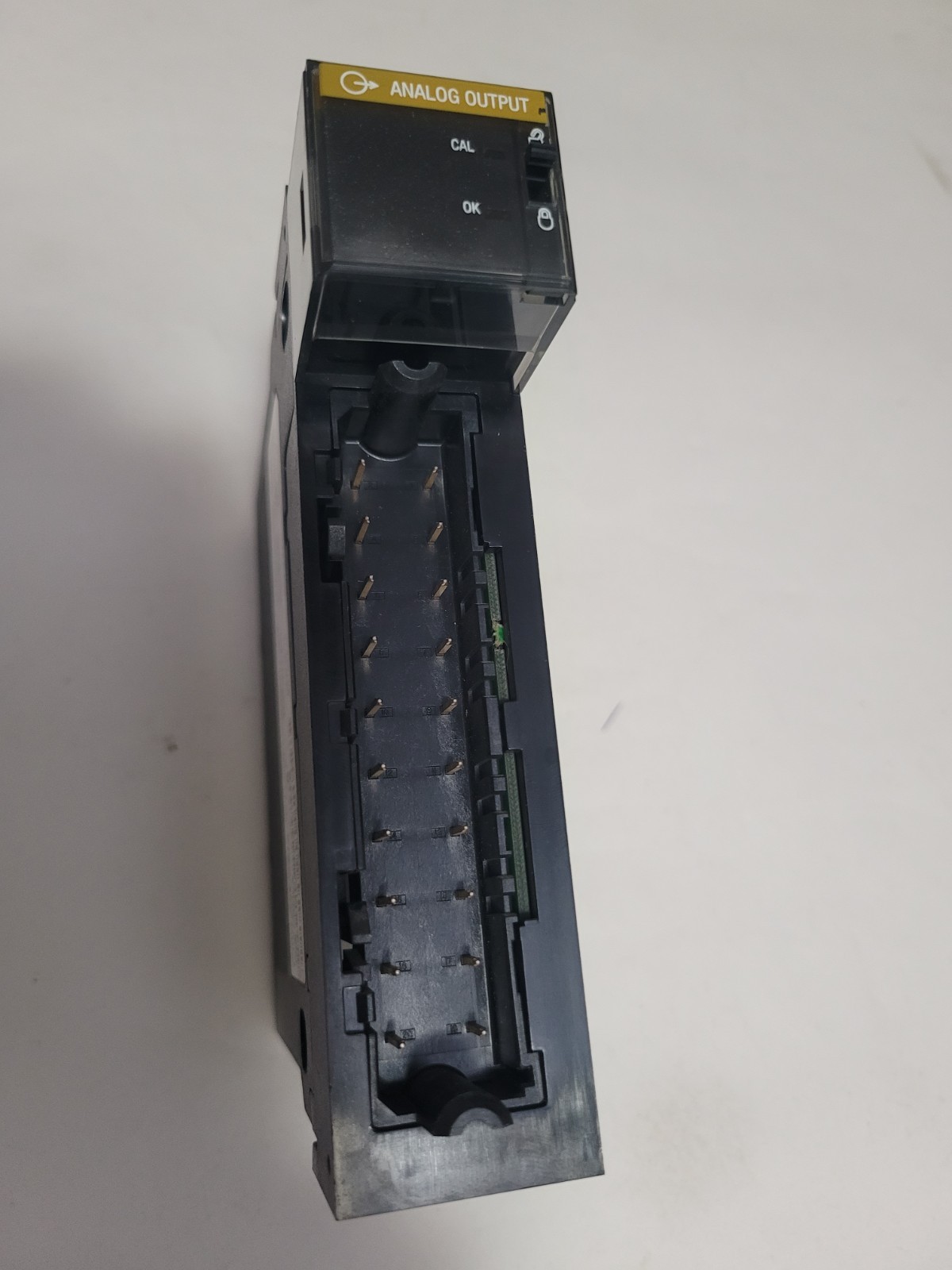 Allen-Bradley ControlLogix 1756-OF8/A 8 Analog Output Module 4-20ma Tested 100%