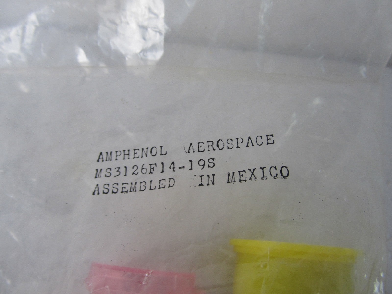 MS3126F14-19S Amphenol Mil Spec Connector New, Still Sealed w/ Pins