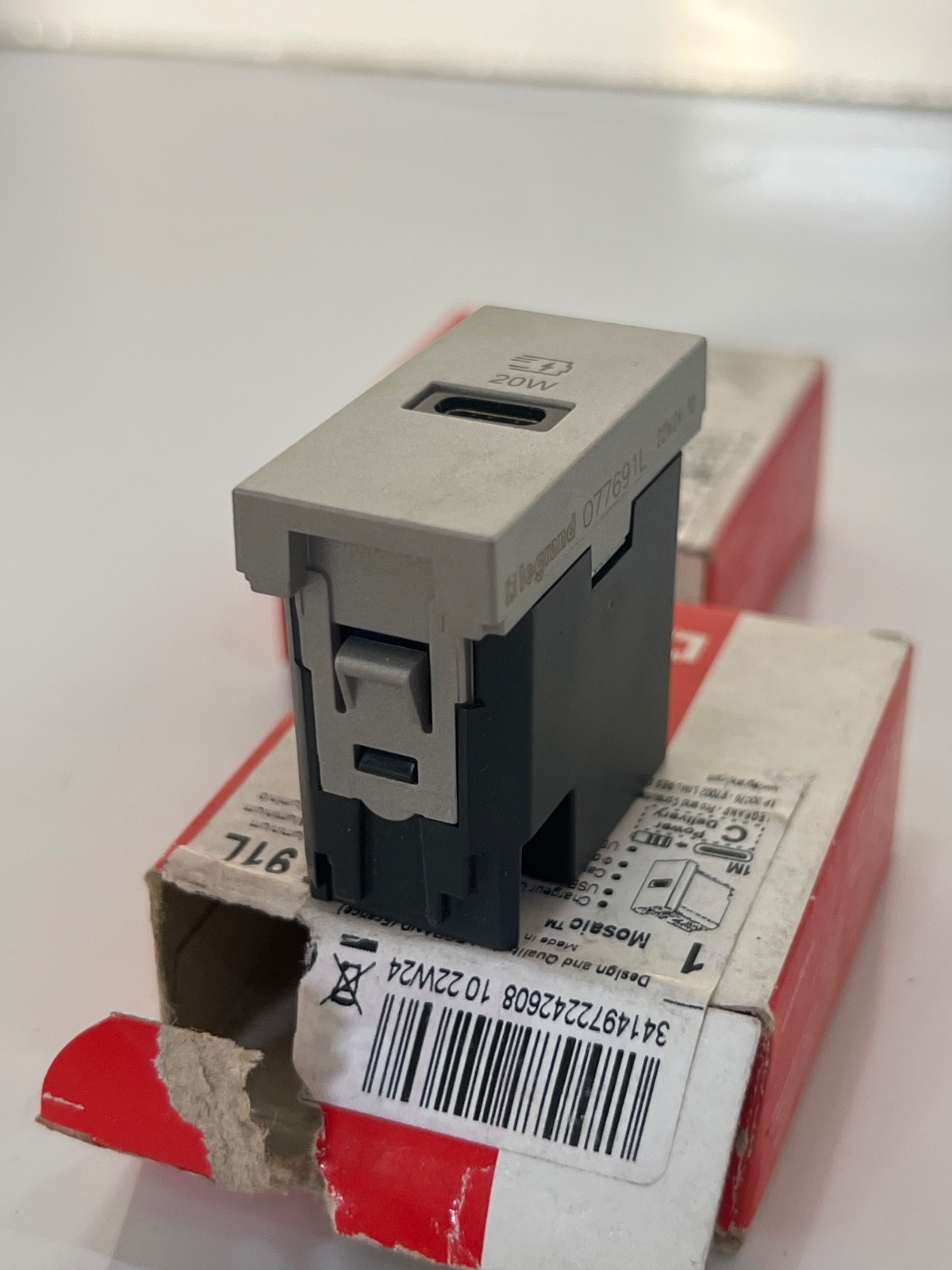 (Lot 2 Pcs) LEGRAND 077691L Mosaic™ – 1 module USB single port type C