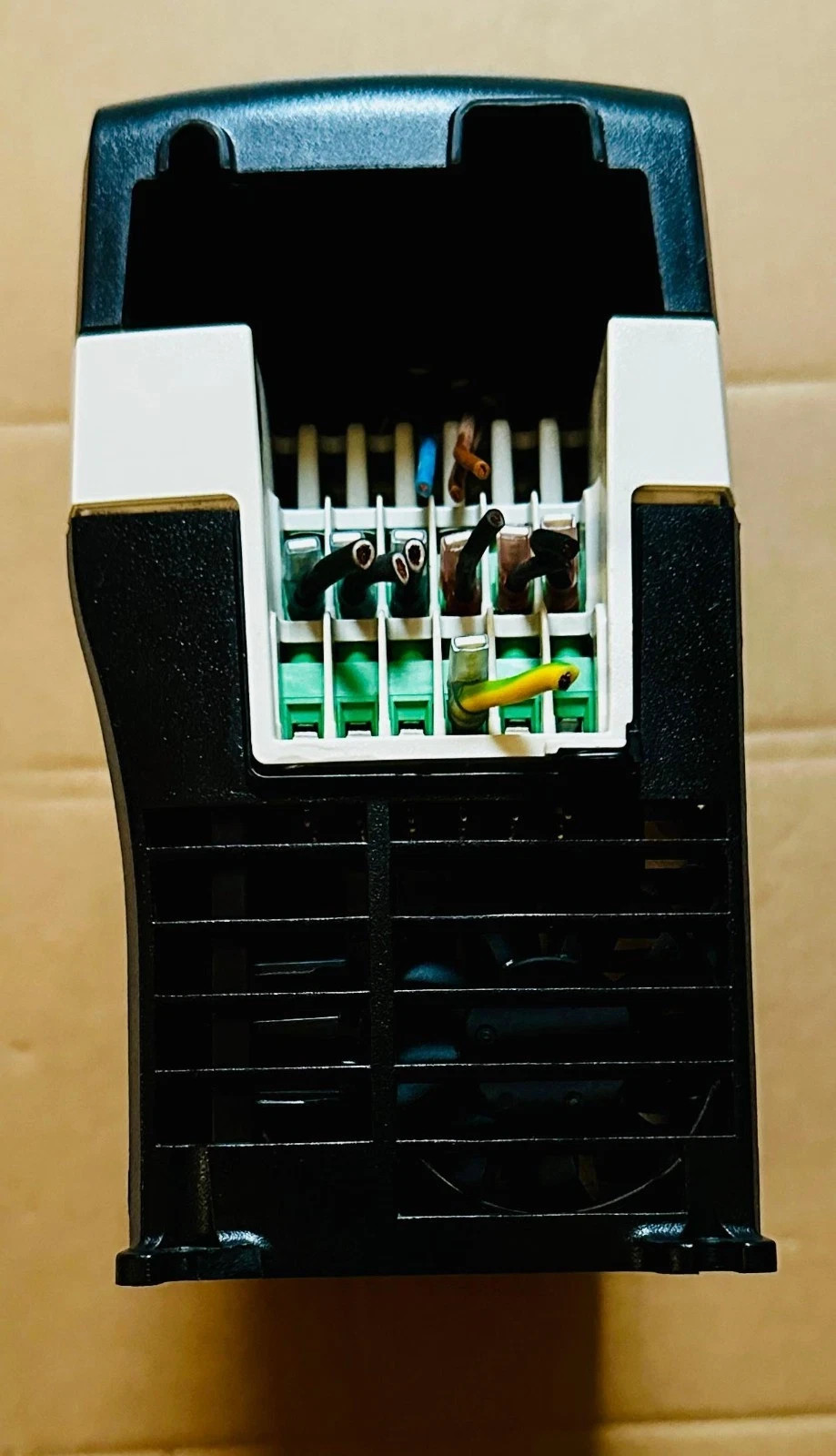 Emerson SKC3400220 Control Techniques 2.2KW DRIVE