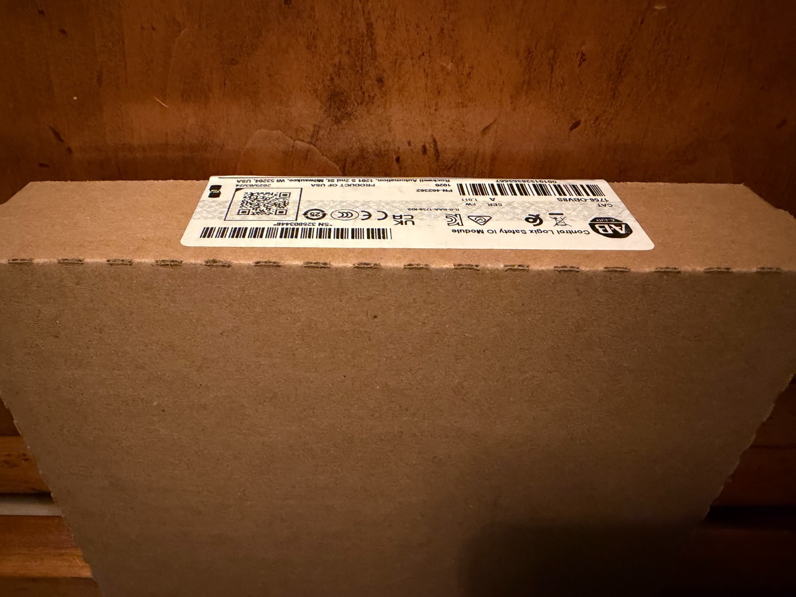 AB 1756-OBV8S/A in Box AB ControlLogix Safety Output BRAND NEW-FACTORY SEALED US